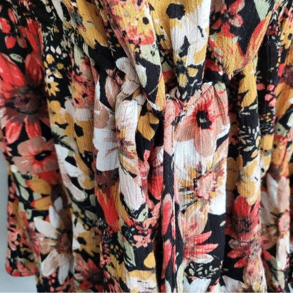 Vici Floral Fall Short Romper Bell Sleeve Cinch Waist Tassel Size S - Picture 7 of 13